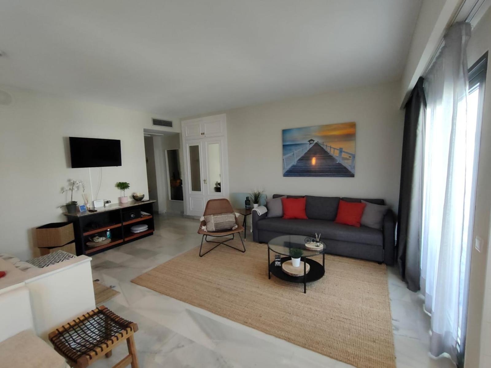 New & Beautiful Loft In Puerto Banus Διαμέρισμα Μαρμπέλλα Δωμάτιο φωτογραφία